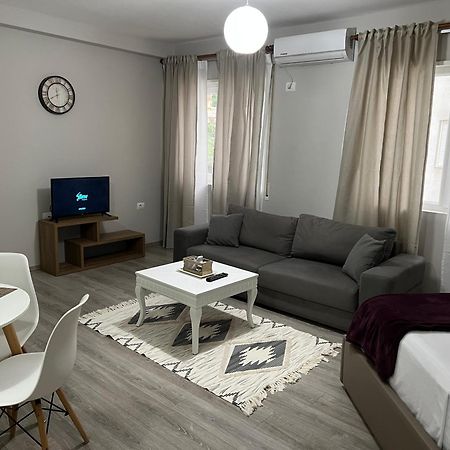 Apartamente Oslo Vlore Luaran gambar