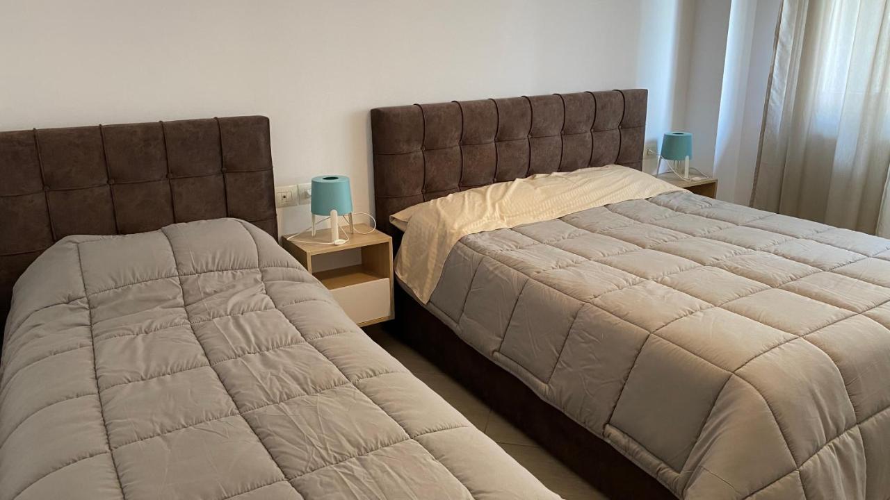 Apartamente Oslo Vlore Luaran gambar