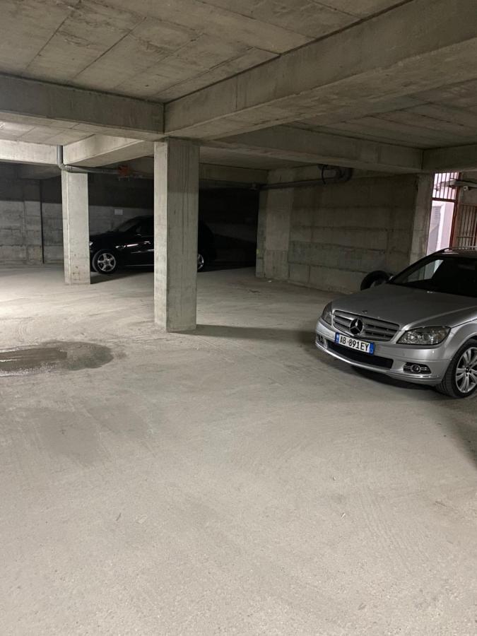 Apartamente Oslo Vlore Luaran gambar